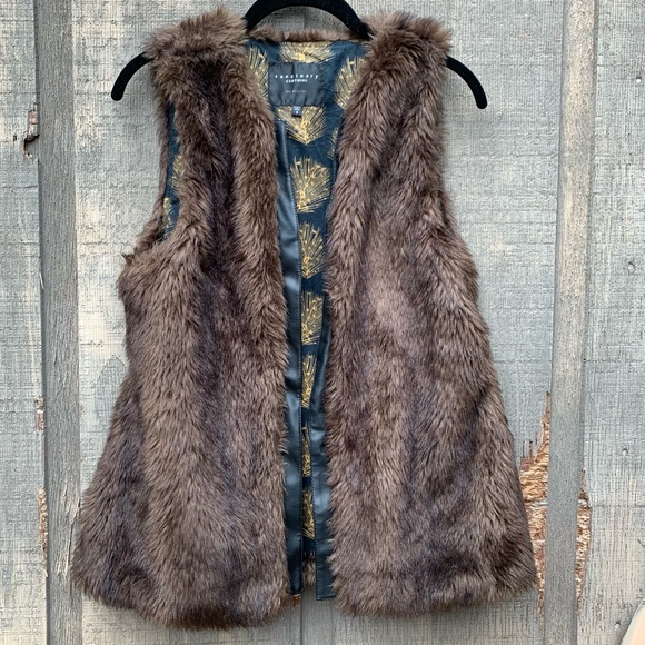 Sanctuary sleeveless furry vest - Picture 2 of 3